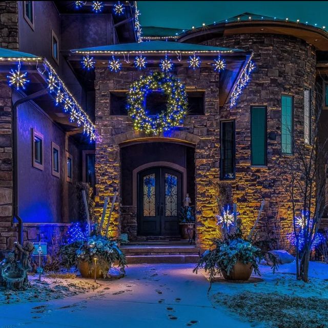 Outdoor christmas deals lights for roofline